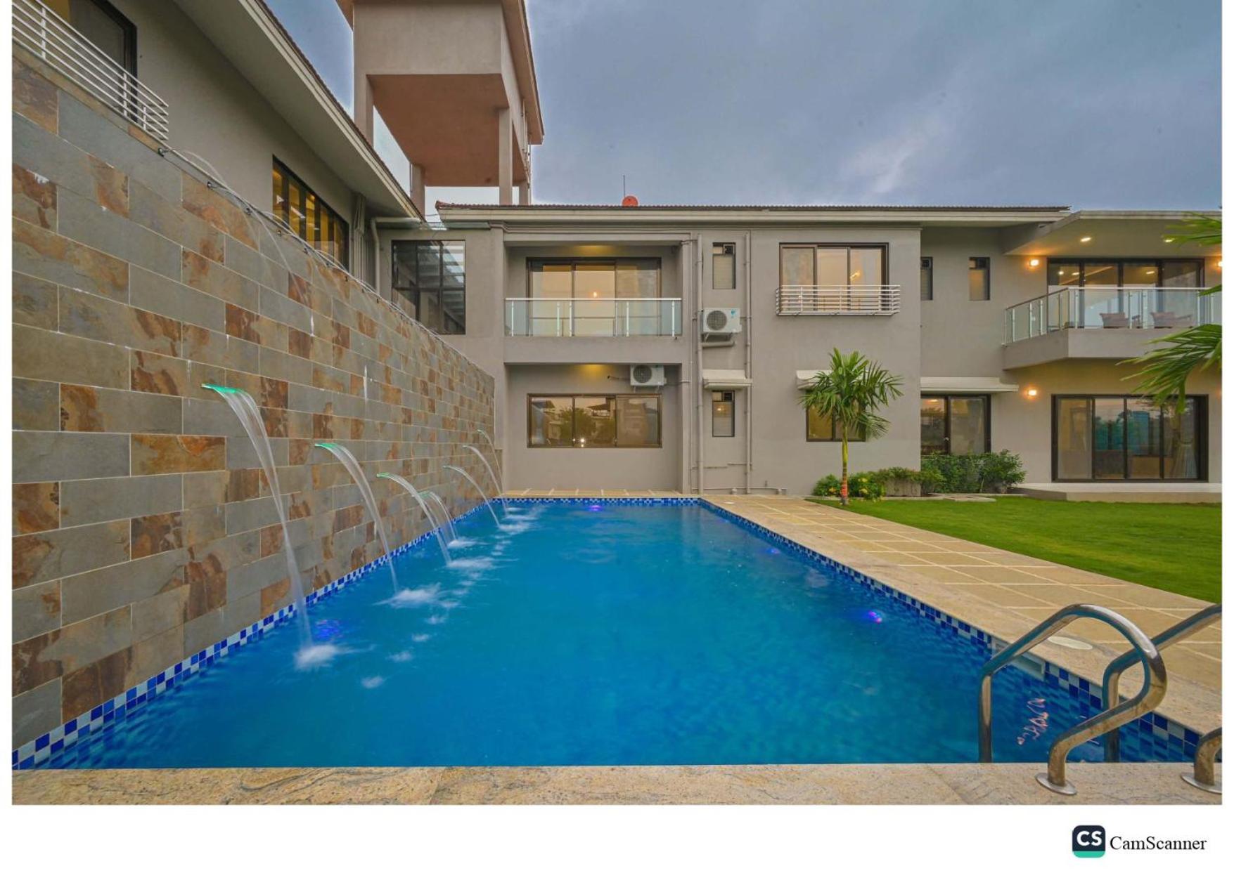 Вилла Radha Krishna 5Bhk Лонавала Экстерьер фото