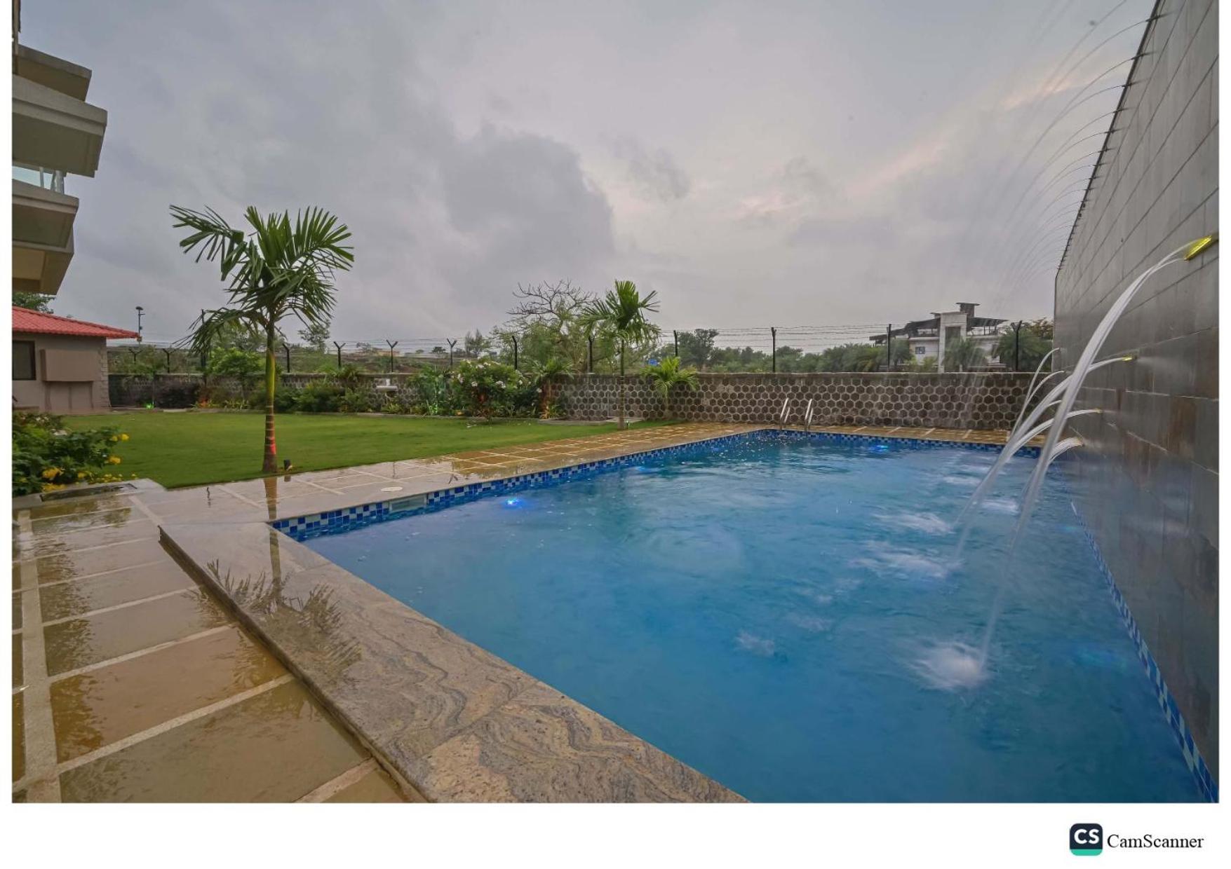 Вилла Radha Krishna 5Bhk Лонавала Экстерьер фото